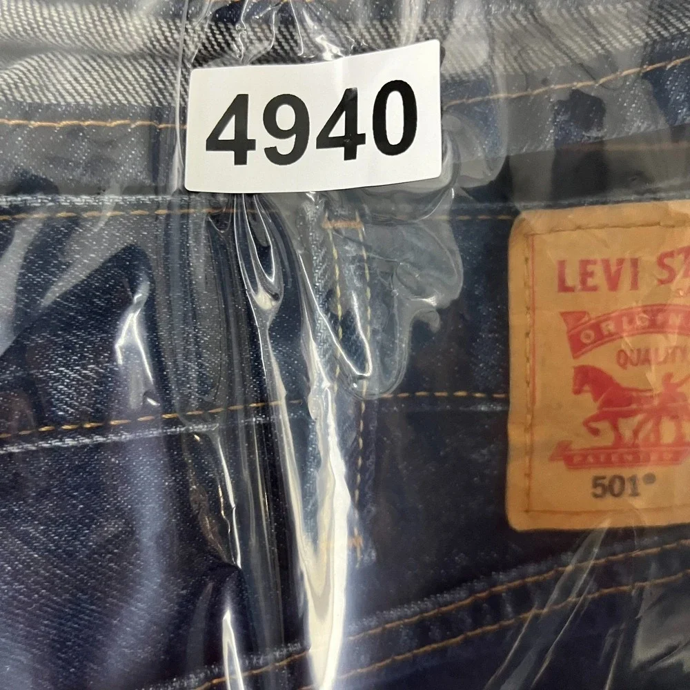 Levi's 501 Original Jeans Men's Blue Denim Relaxed Straight Button Fly - 42X29.5